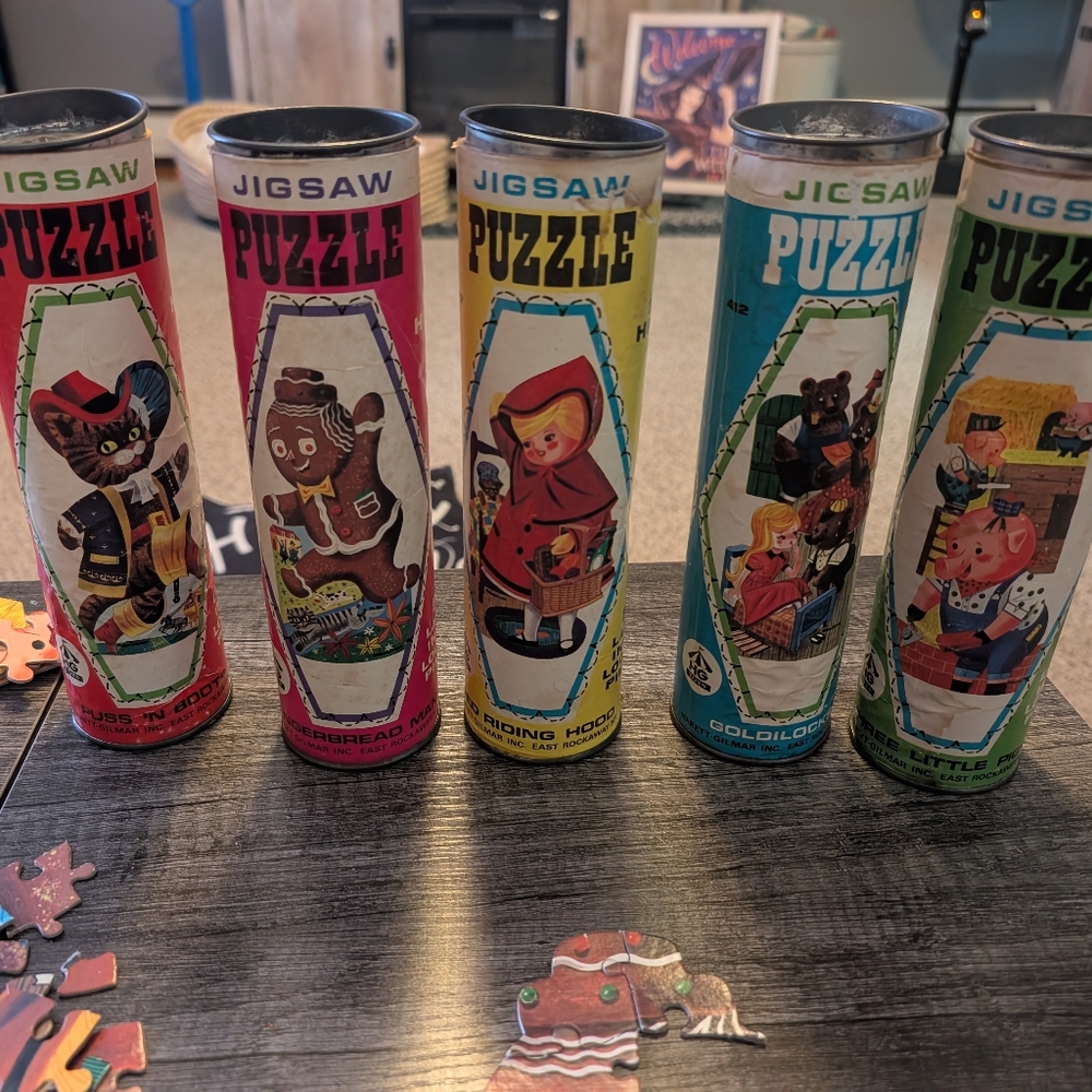Vintage 1960s HG Gilmar Whitman Canister 5 Puzzles Red Riding Hood 3Little Pigs